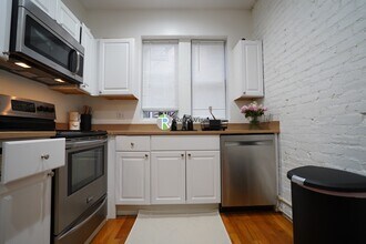 6 Cleveland Pl in Boston, MA - Building Photo - Building Photo