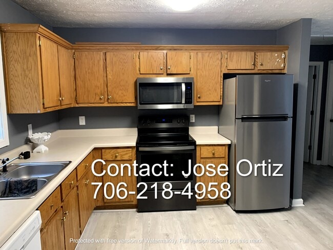 property at 121 Foxhall Dr