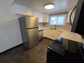 940 W Weiland Ave in Appleton, WI - Building Photo - Building Photo