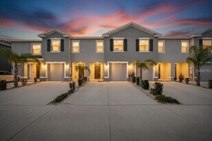 188 Mangrove Shade Cir in Apollo Beach, FL - Building Photo