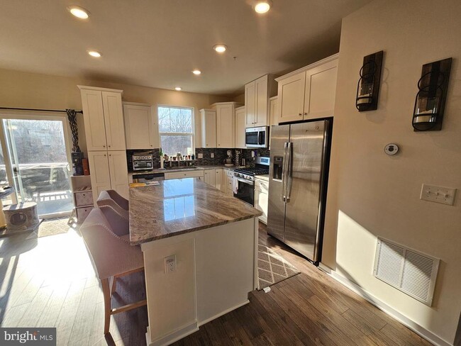 property at 1870 Boulder Dr