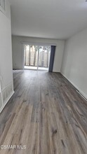 28657 Conejo View Dr in Agoura Hills, CA - Building Photo - Building Photo