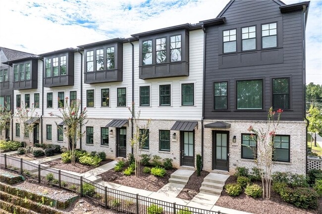 6605 Beacon Dr in Sandy Springs, GA - Building Photo - Building Photo