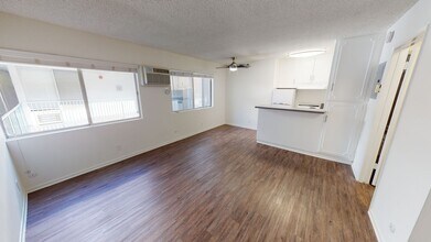 Wilshire Regency in Los Angeles, CA - Building Photo - Interior Photo