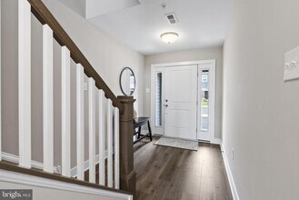 105 Higher Rock Ct in North Wales, PA - Building Photo - Building Photo