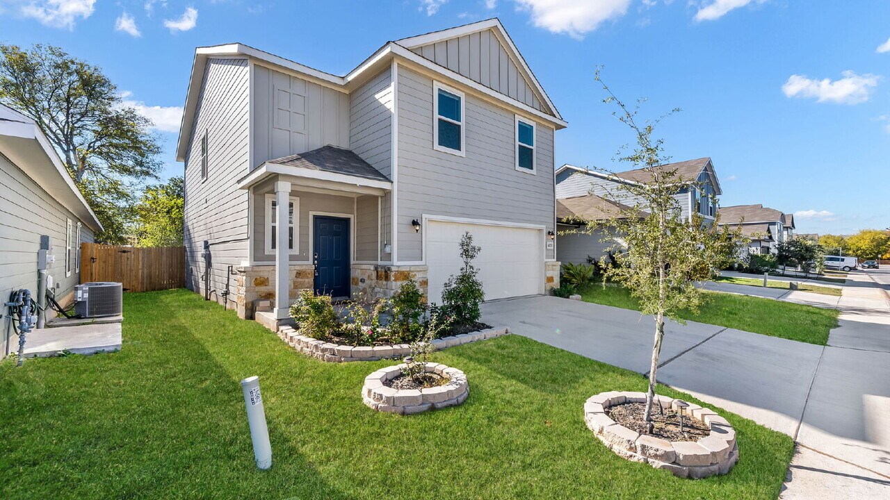 4422 Chandler Rd in San Antonio, TX - Building Photo