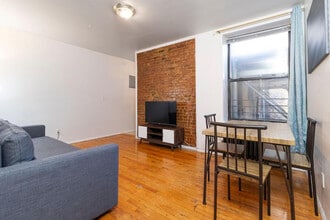 1617 3rd Ave in New York, NY - Building Photo - Building Photo