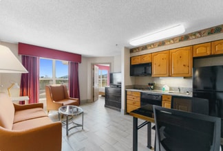9880 N Scottsdale Rd in Scottsdale, AZ - Building Photo - Building Photo