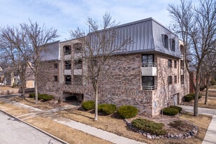 The French in Whitefish Bay, WI - Building Photo