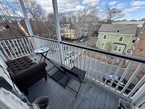 173 River St, Unit PH in Cambridge, MA - Building Photo - Building Photo