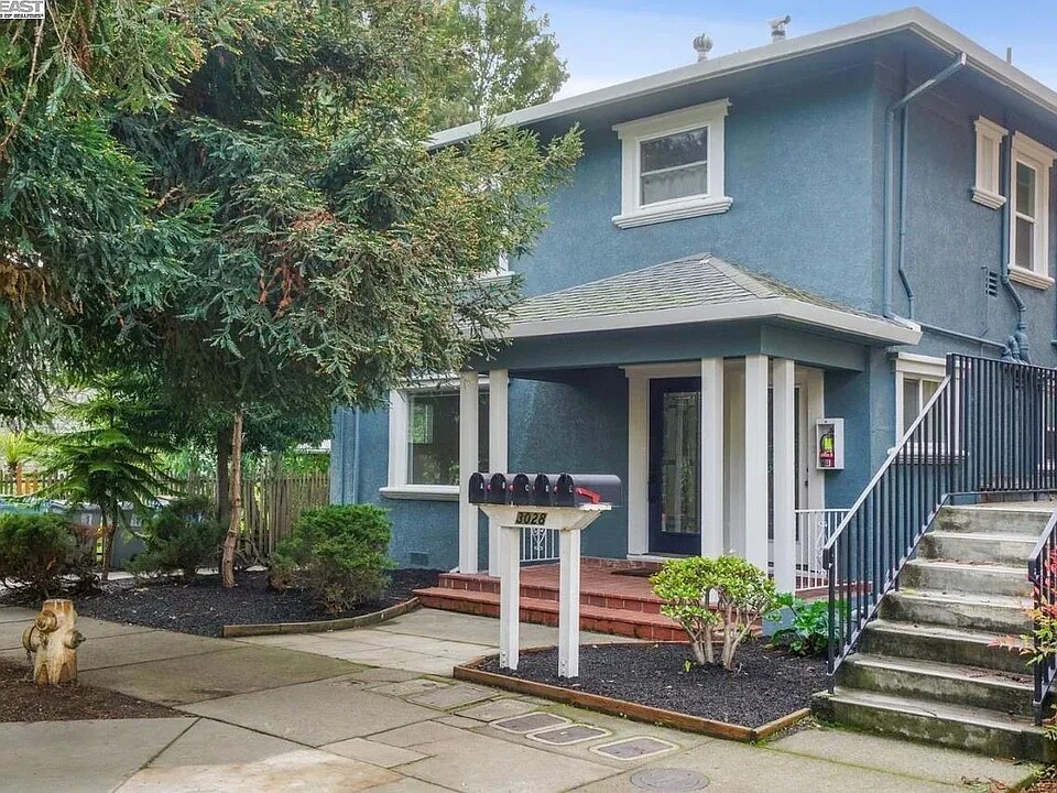 3028 Colby St in Berkeley, CA - Foto de edificio