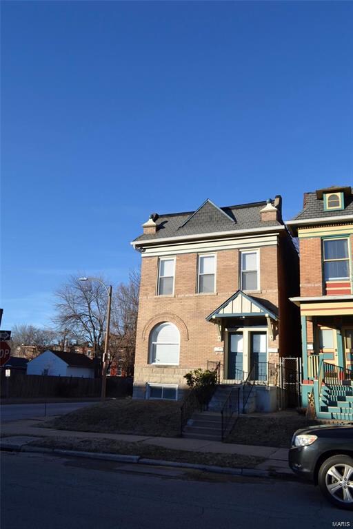 3969 Shenandoah Ave