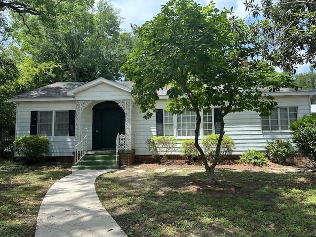 property at 2406 Dauphin St