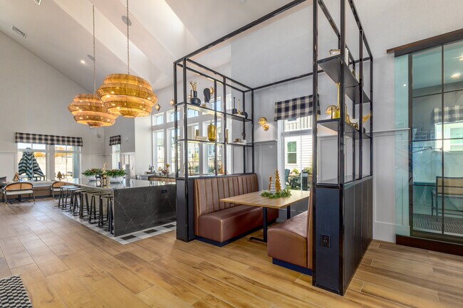 The Stead at Farmington in Charlotte, NC - Foto de edificio - Interior Photo