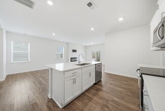 1131 37th Ave Lane NE in Hickory, NC - Building Photo - Building Photo