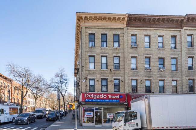 5501 5th Ave in Brooklyn, NY - Building Photo - Building Photo