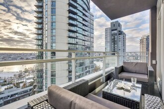 1372 Seymour St in Vancouver, BC - Building Photo - Building Photo