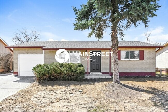 property at 15004 E Maxwell Pl