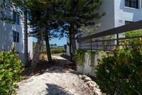 817 Bayport Way, Unit 817 in Longboat Key, FL - Building Photo - Building Photo