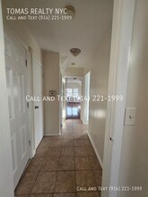 35 Altonwood Pl in Yonkers, NY - Building Photo - Building Photo