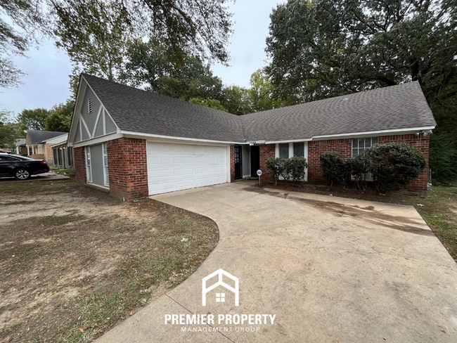 property at 3039 Morningview Dr
