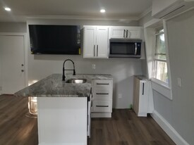 0 Warren St in Beverly, NJ - Building Photo