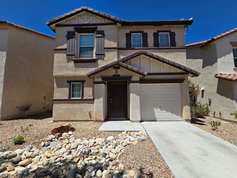 7241 Liberty Pride St in Las Vegas, NV - Building Photo