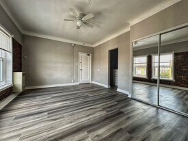 1725 N Edgemont St in Los Angeles, CA - Building Photo
