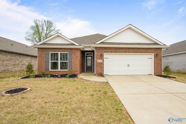 6073 Thorntons Way Cir NW in Huntsville, AL - Building Photo - Building Photo