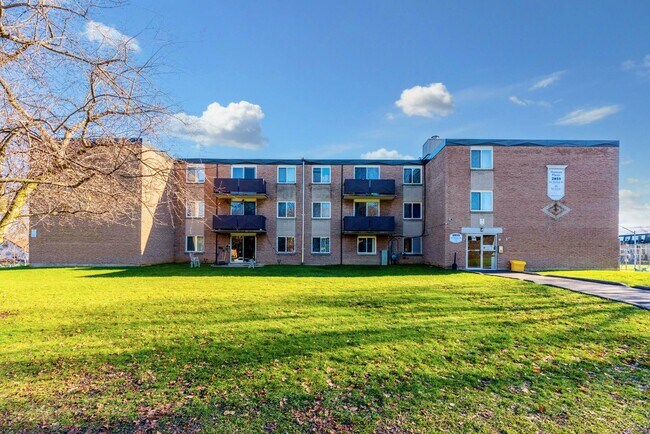 2855 6th Ave W in Owen Sound, ON - Building Photo - Building Photo