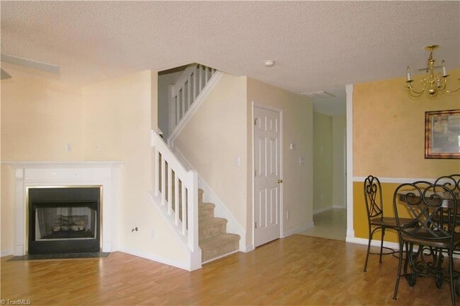 24 Sidney Marie Ct in Greensboro, NC - Building Photo - Building Photo
