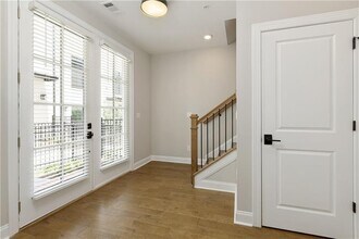 439 Burton Dr in Alpharetta, GA - Building Photo - Building Photo