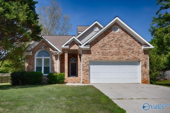 property at 722 Highland Dr