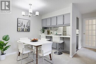 142 Waverley St in Ottawa, ON - Building Photo - Building Photo