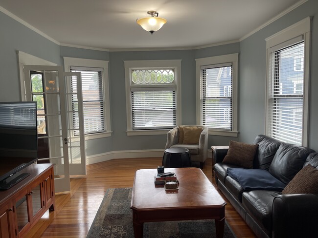 12 Mayflower St, Unit 12