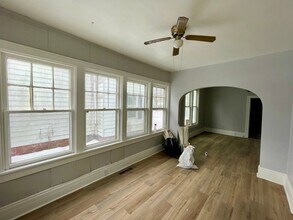 918 N 8th St in Springfield, IL - Building Photo - Building Photo