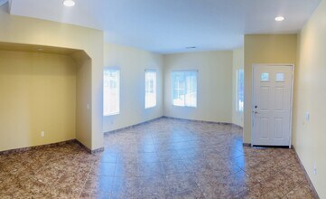 32382 Gardenvail Dr in Temecula, CA - Building Photo - Building Photo