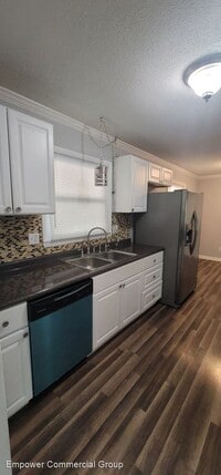 190 Summerhill Rd photo'