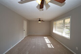 1104 Kimberly Dr in Valdosta, GA - Building Photo - Building Photo