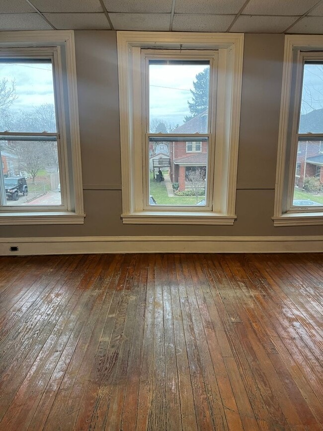 property at 625 Chestnut St