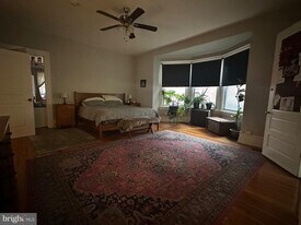 111 E Gorgas Ln in Philadelphia, PA - Building Photo