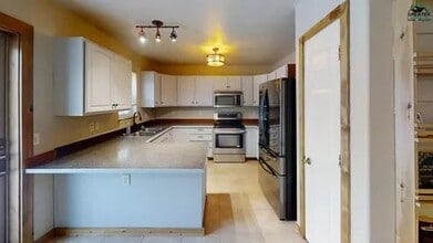 2580 Roxanne St in North Pole, AK - Building Photo - Building Photo