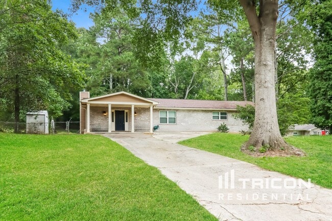 1985 Chestnut Log Dr