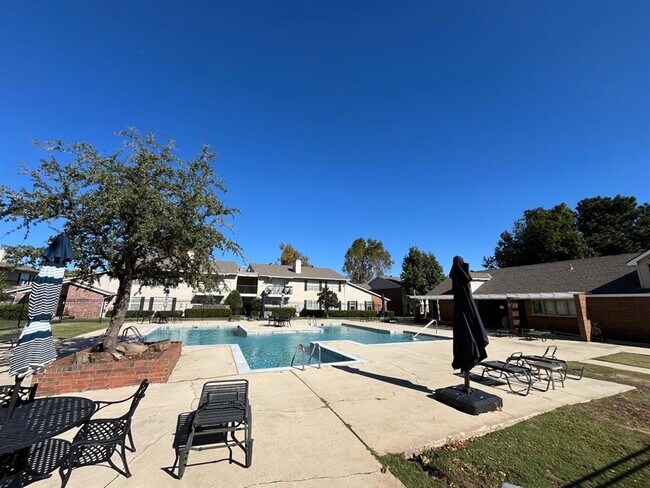 3200 W Britton Rd in The Village, OK - Building Photo - Building Photo