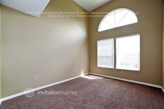 9408 Larkbunting Dr in Tampa, FL - Building Photo - Building Photo