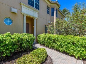 2710 Callista Ct in Naples, FL - Building Photo - Building Photo