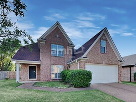 1315 Chatman Cove in Cordova, TN - Building Photo