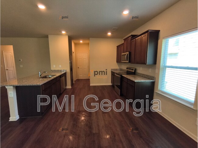 709 Plow Pt in Locust Grove, GA - Building Photo - Building Photo