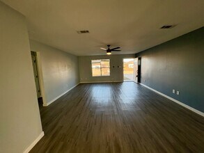 4506 Windcrest Dr in Killeen, TX - Building Photo - Building Photo