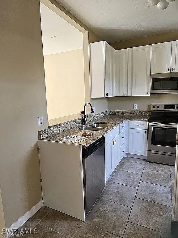 property at 6123 Lakefront Dr